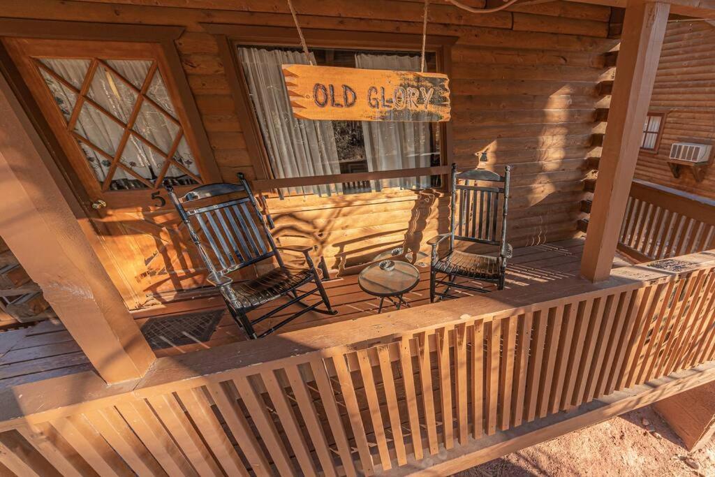Forest Cabin 5 Old Glory ペイソン エクステリア 写真